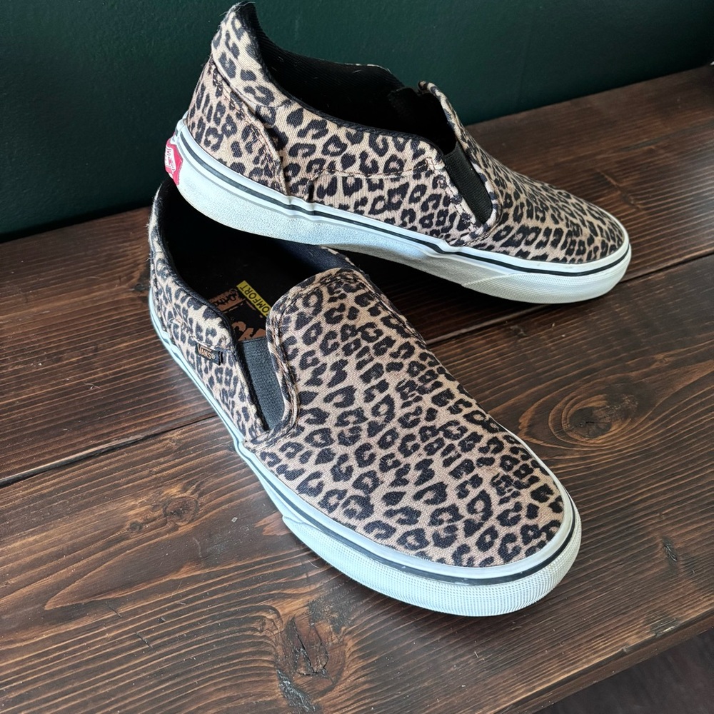 Vans Asher Deluxe slip-on sneakers Cheetah print size 8 women’s
